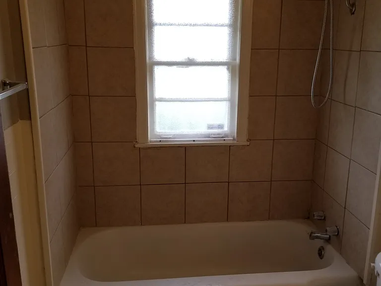 38 S Bingham St #38 — Photo 8