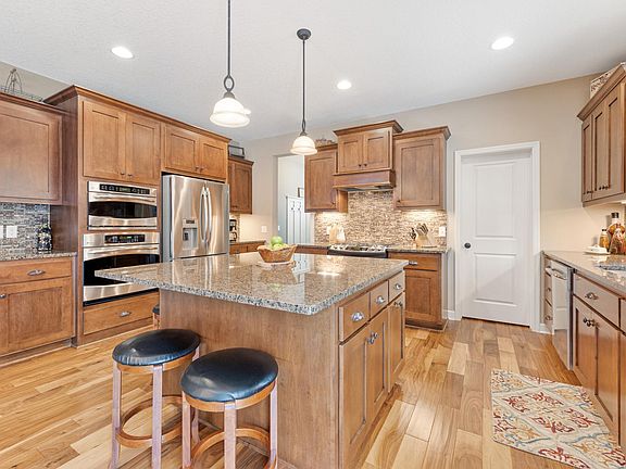 4th image of 12559 Zumbrota St NE