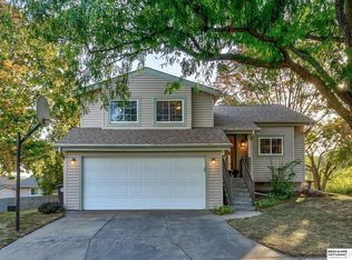 6206 N 111th Cir, Omaha, NE 68164