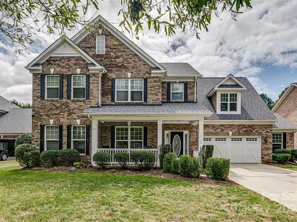 10714 Amadeus Dr, Mint Hill, NC 28227
