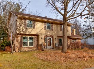 3201 Valdez Dr, Des Moines, IA 50310