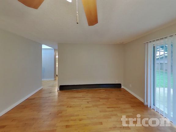 3rd image of 12306 86th Ave E