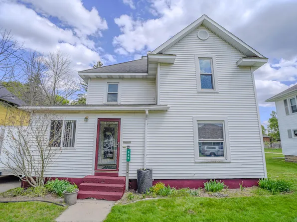 330 Cleveland St, Nashville, MI 49073