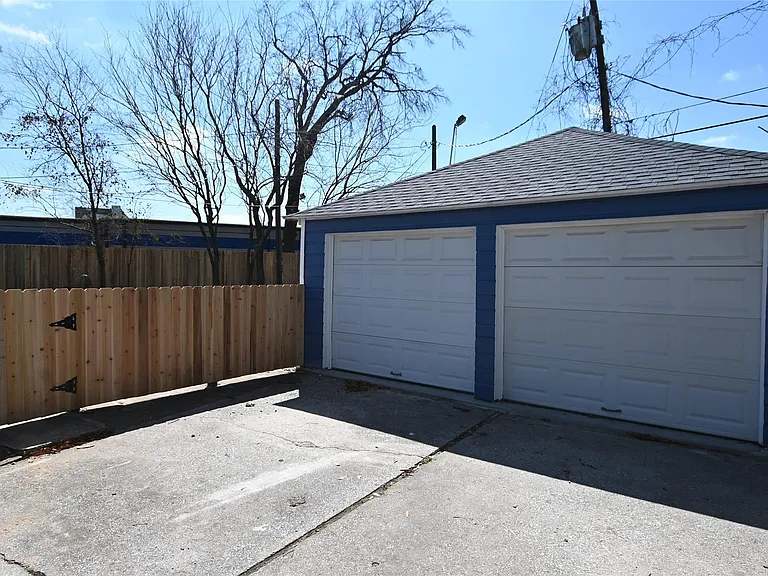 919 Dorothy St — Photo 26