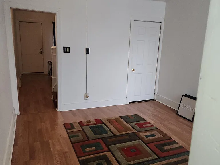 214 Stroud St — Photo 5