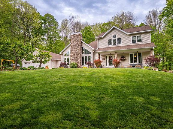 3rd image of 135976 FREEMAN VALLEY ROAD