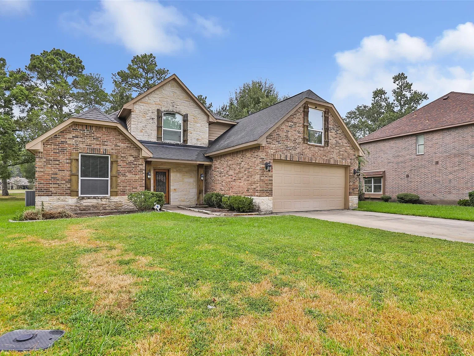 4 bed, 2.5 bath, 2680 sqft, $2,600 — Photo 3
