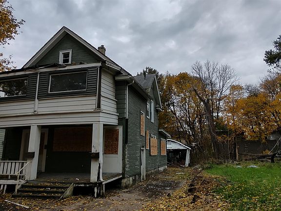 3rd image of 434 Oakley Ave