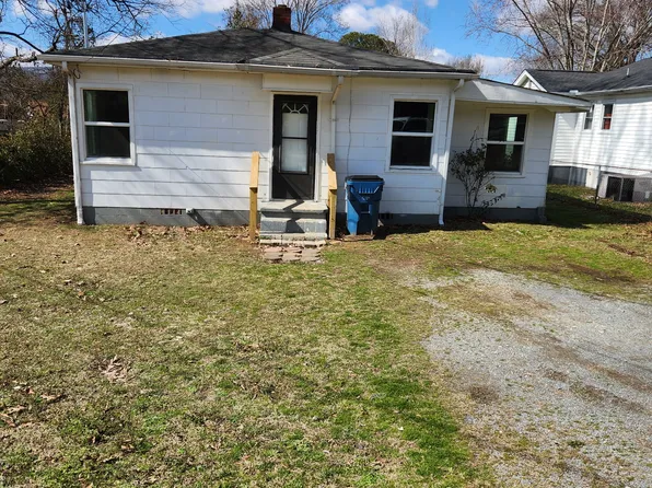 1009 Lee Ave, Rossville, GA 30741