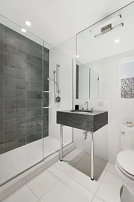 Rented by Yoreevo, LLC | media 7