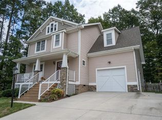 8313 Shady Banks Dr, Chesterfield, VA 23832