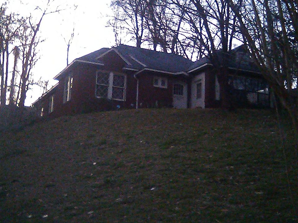 1st image of 107 Woodland Dr