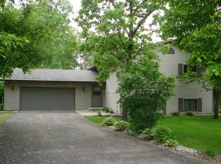 26246 10th St W, Zimmerman, MN 55398
