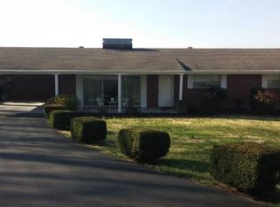 1900 Paradise Cv, Greeneville, TN 37745