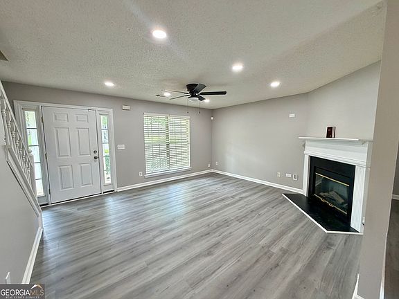 5th image of 3354 Waggoner Ln