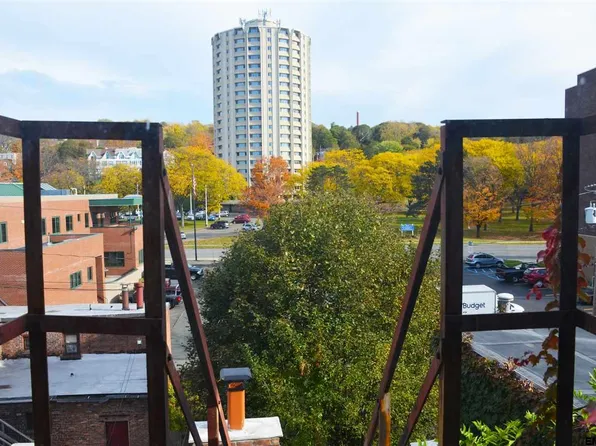 2156 5th Ave, Troy, NY 12180