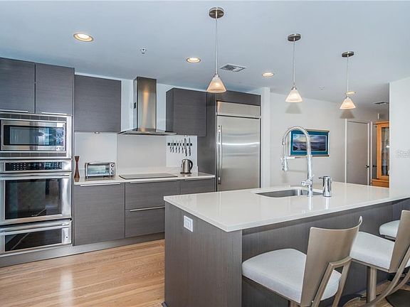 5th image of 175 1st St S #702