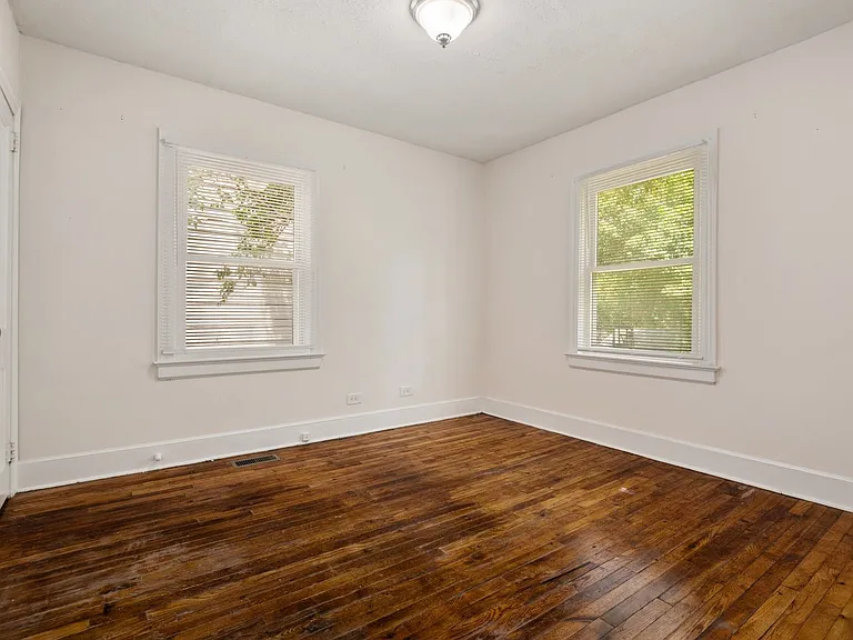 2816 Broad St — Photo 10