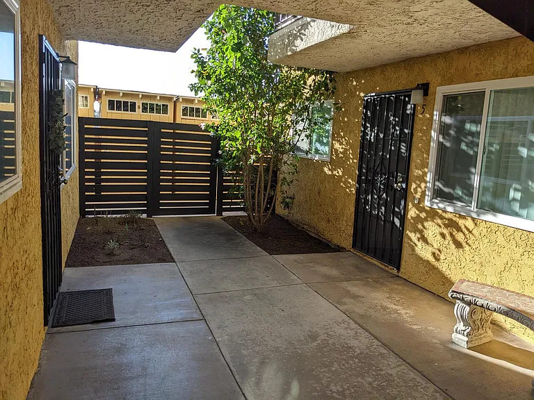 #5 Front door