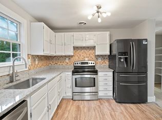 4916 Fairlake Ln, Glen Allen, VA 23060