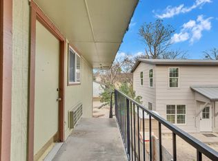 400 W 34th St APT 206, Austin, TX 78705