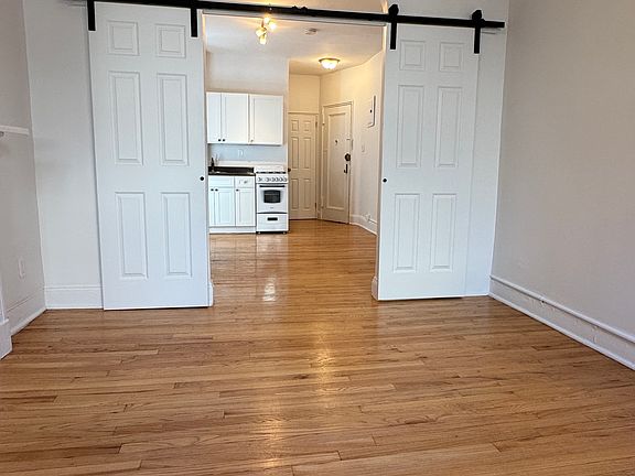 2nd image of 247 E 77th St APT 5D