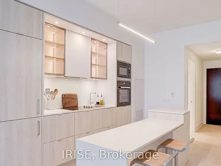 11 Yorkville Ave #5001 — Photo 7