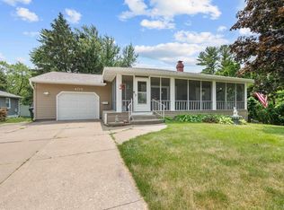 409 W 46th St, Davenport, IA 52806