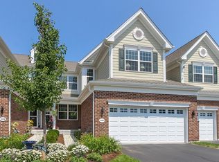 1189 Falcon Ridge Dr, Elgin, IL 60124