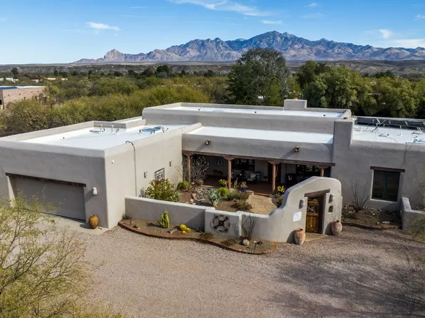 2319 Balderrain Ln, Tubac, AZ 85640