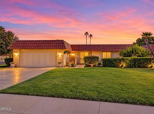 9501 W Oak Ridge Dr, Sun City, AZ 85351