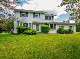 1026 Jordan Dr, Palmyra, NY 14522