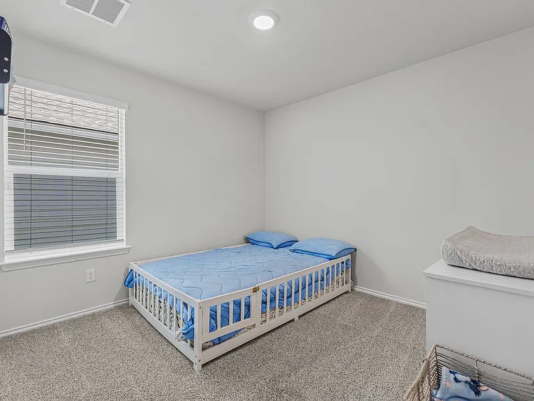 4011 Baerlon Cv — Photo 18