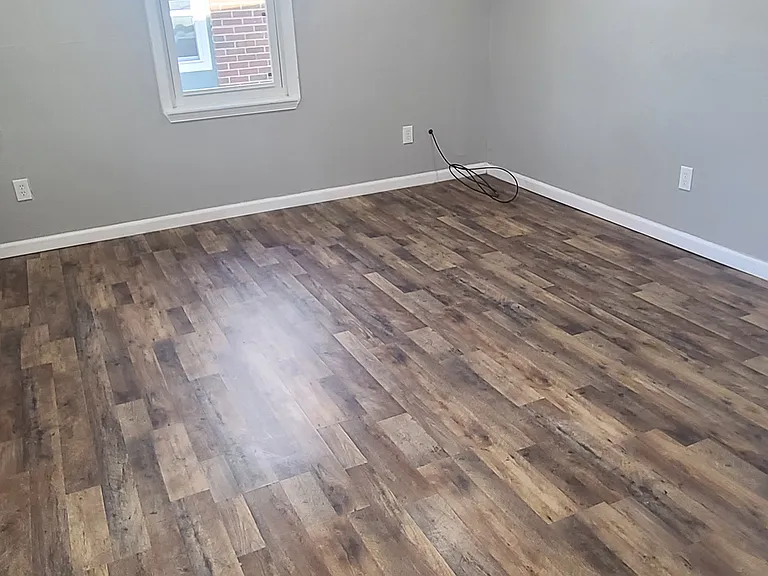 317 N Indianola St — Photo 13