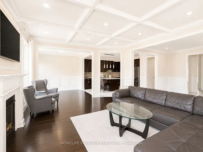 885 Farmstead Dr #UPPER — Photo 6