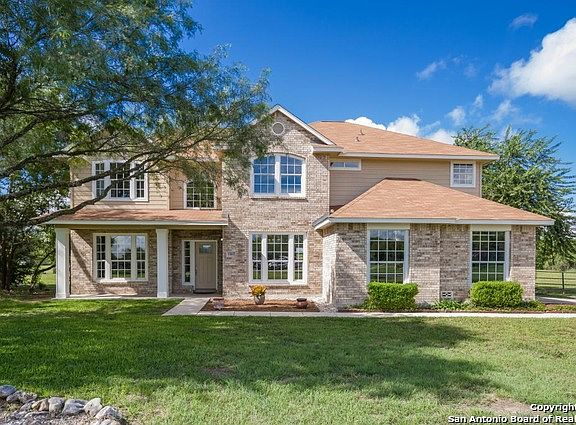 2nd image of 13160 Remuda Cir