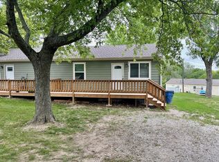 8252 Center Dr, De Soto, KS 66018