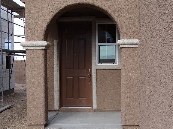 3rd image of 3182 Lake Como Ave