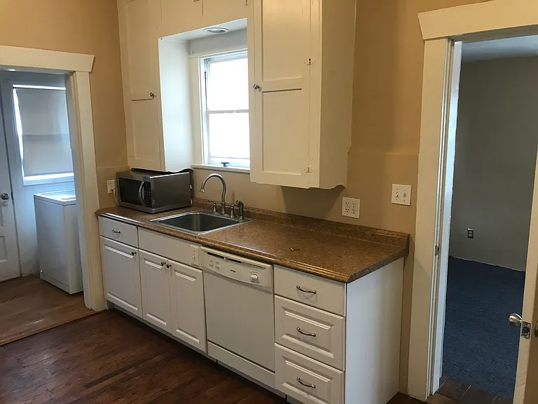 1338 N Euclid Ave — Photo 38