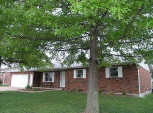 115 Jefferson Dr, Waterloo, IL 62298