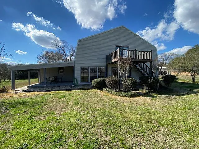 206 Tanya St — Photo 3