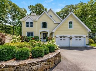 34 Rockhouse Rd, Wilton, CT 06897