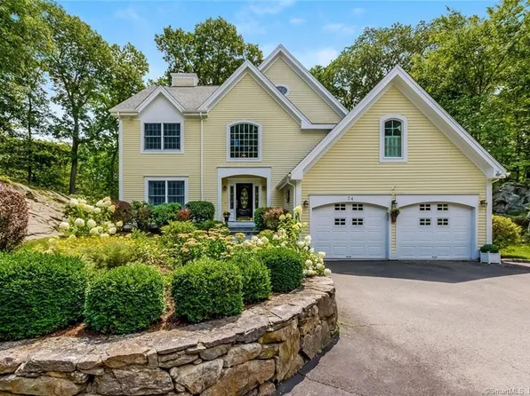 34 Rockhouse Road, Wilton, CT 06897