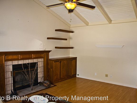 2nd image of 6371 Mountford Dr