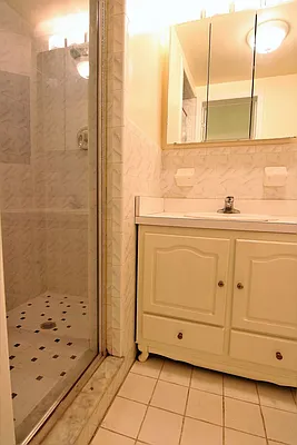 Rented by JK Dansar Corp | media 14