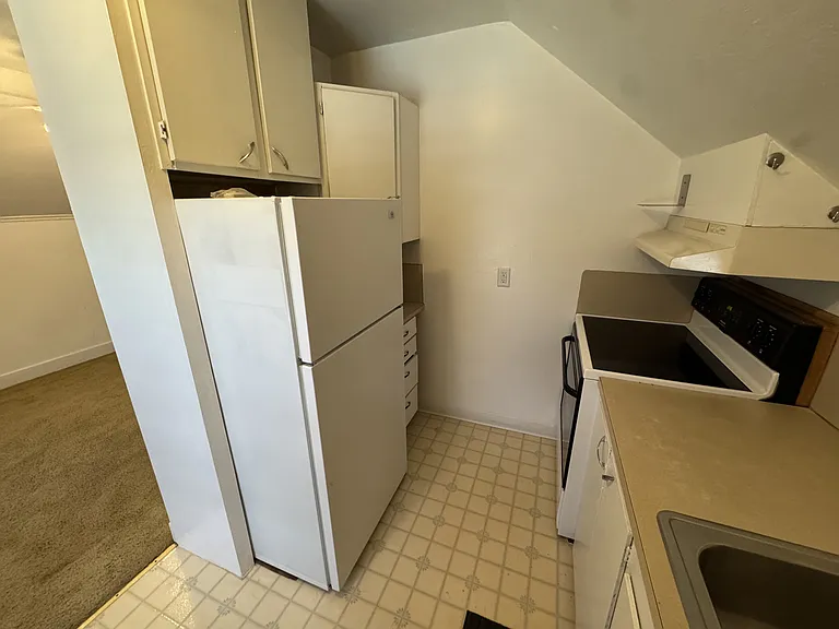 700 S Water St #4 — Photo 6