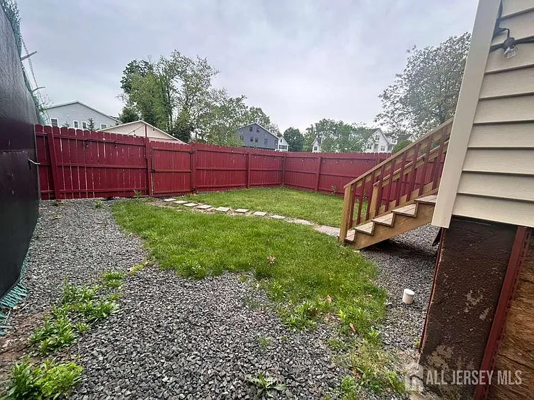 272 Lake Ave — Photo 30