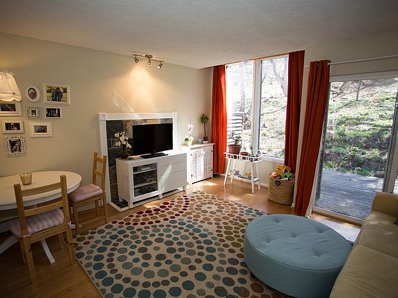 2nd image of 350 Arapahoe Ave APT 5