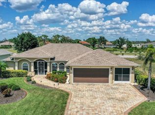36 Fairway Rd, Rotonda West, FL 33947