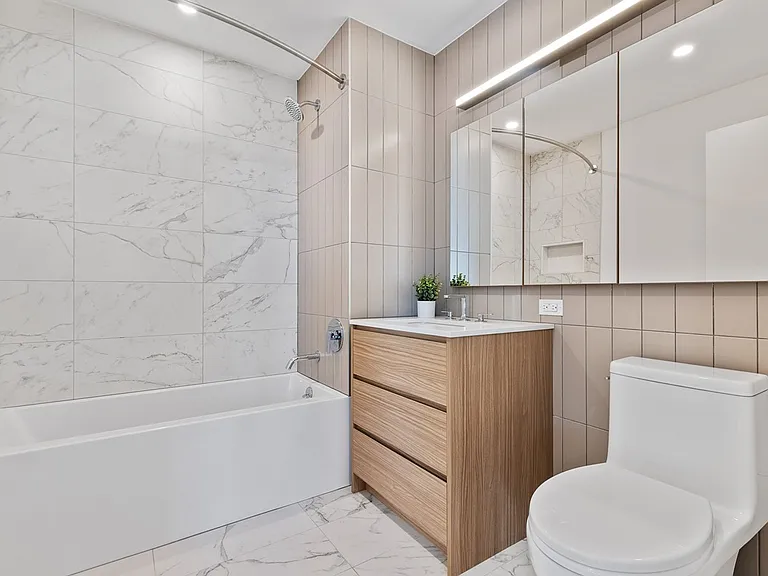 540 Waverly Ave #3S — Photo 5